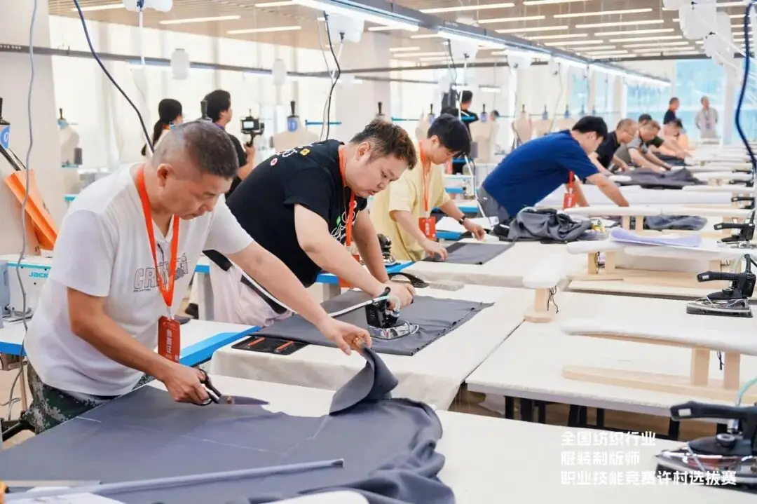 群英荟萃 精工角逐！全国纺织行业服装制版师/缝纫工(服装制作工)职业技能竞赛许村选拔赛火热开赛！